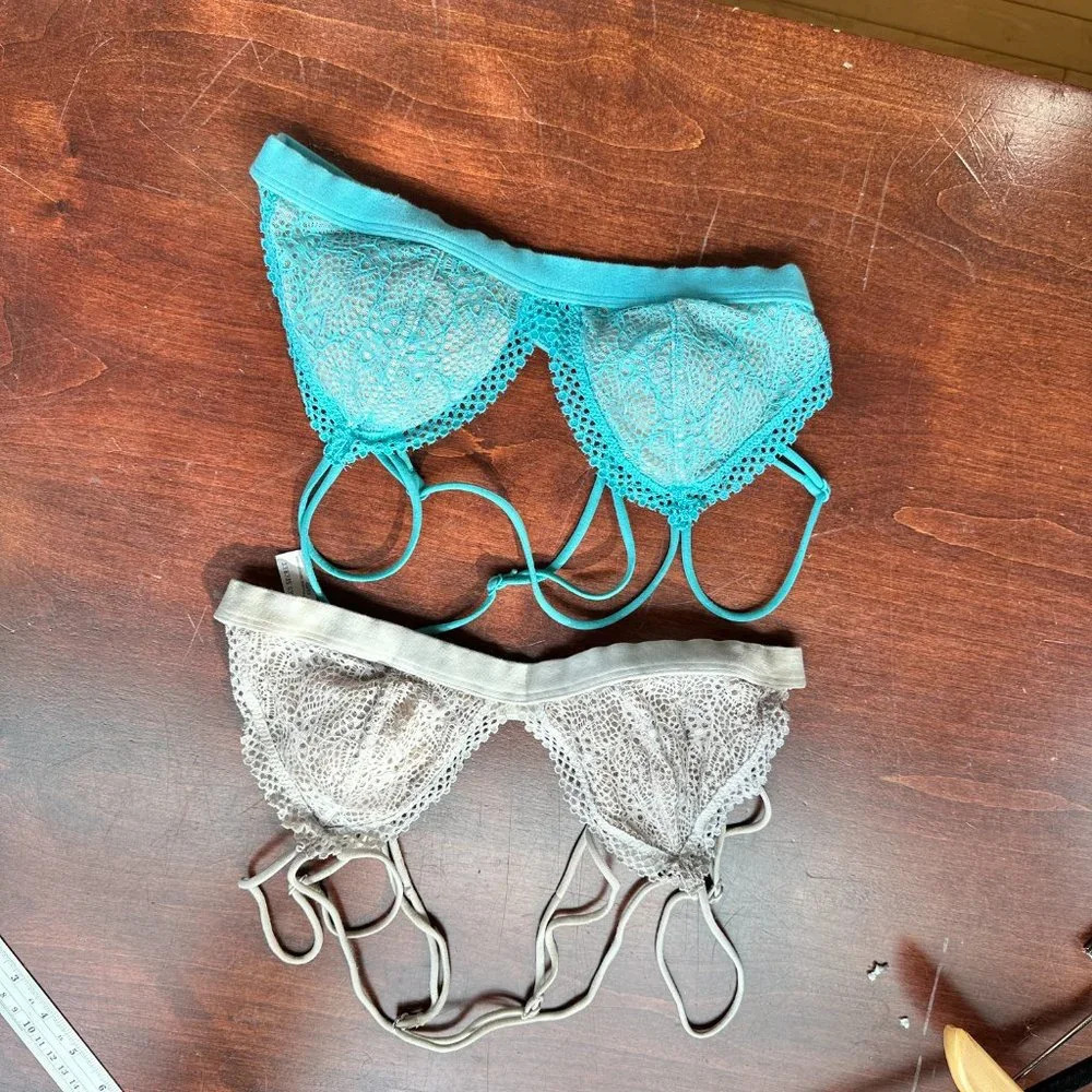 Set of 2 VICTORIA'S SECRET Strappy Lace Bra Bralette - XS - Picture 6 of 11